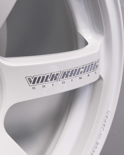 IN STOCK - Volk TE37 Saga S-Plus Dash White 5x112 18x9.5 +20 / 18x10.5 +30