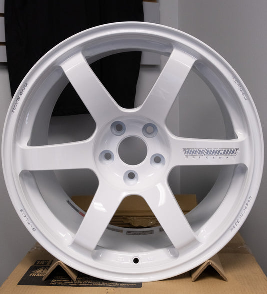 IN STOCK - Volk TE37 Saga S-Plus Dash White 5x112 18x9.5 +20 / 18x10.5 +30