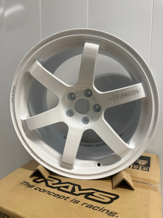 Volk TE37 Saga S-Plus Dash White 5x112 18x9.5 +20 / 18x10.5 +30