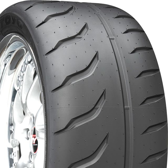 Toyo Tire Proxes R888R Tire 305/35 R18 105YxL BSW